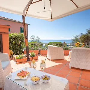 https://hotel-sardi.it-tuscanyhotel.com