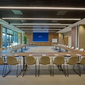 https://radisson-blu-hotel-choruslife.italymilanhotels.net