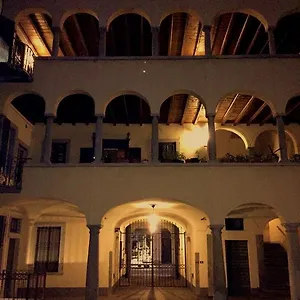https://l-angolo-del-poeta-bb.italymilanhotels.net