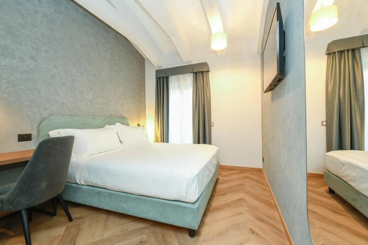 Palazzo Santo Spirito Otel Bergamo 4*,